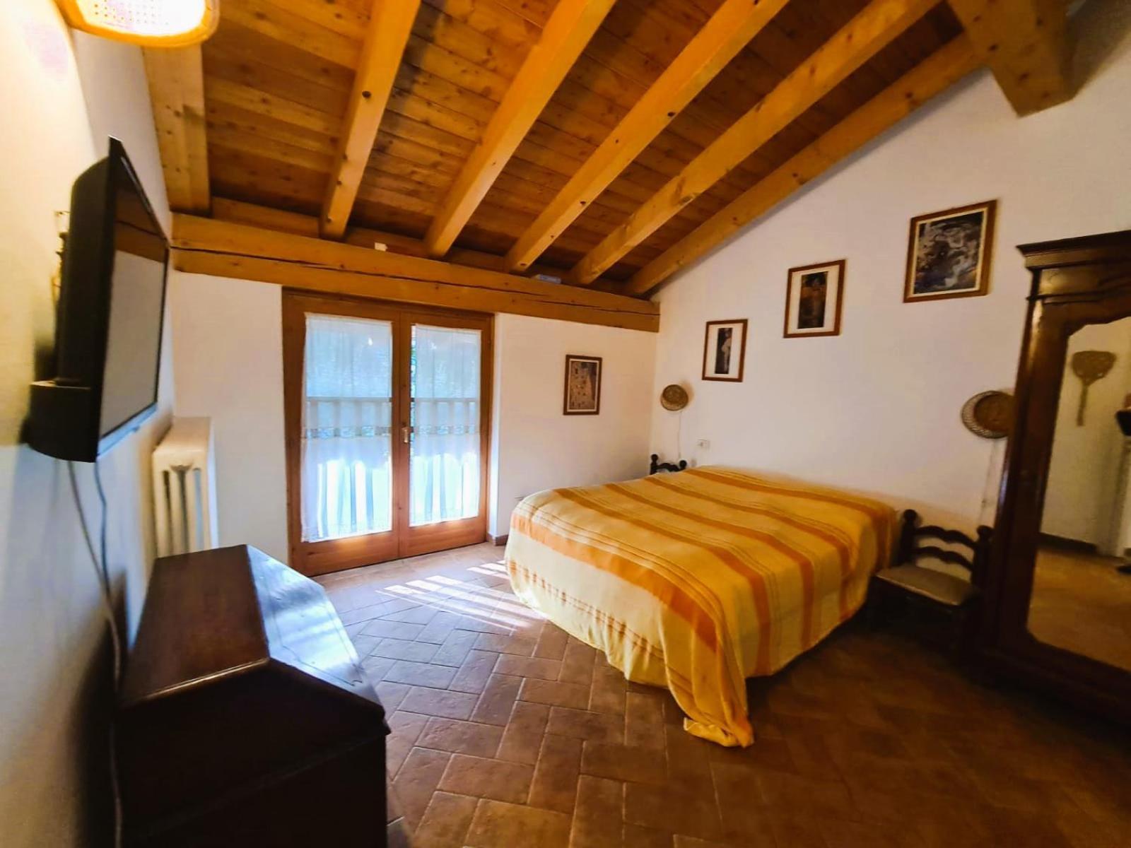 Villadina Farm Colico Bagian luar foto