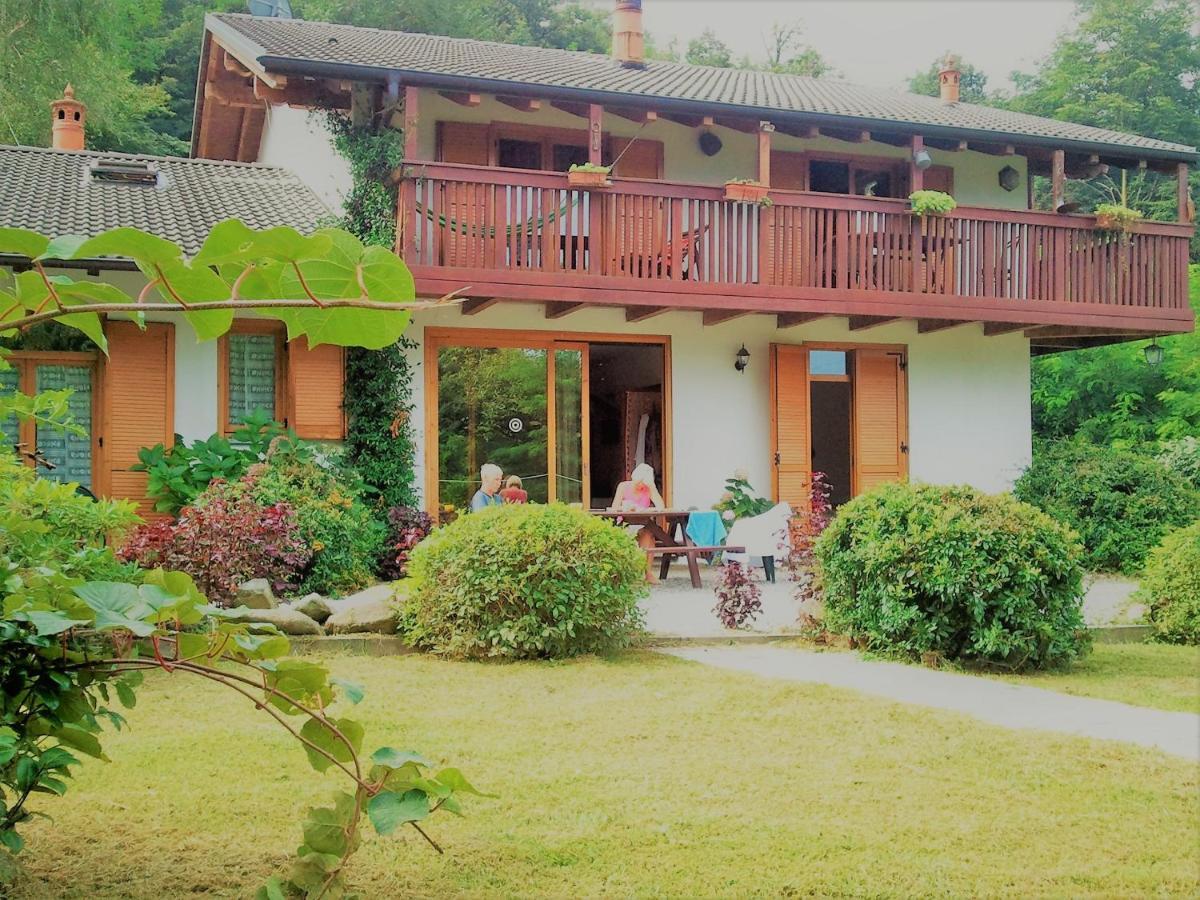 Villadina Farm Colico Bagian luar foto